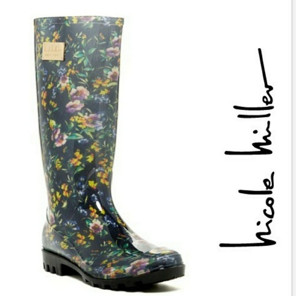 Nicole Miller Magda Green Floral Rain Boots NIB - Picture 1 of 5